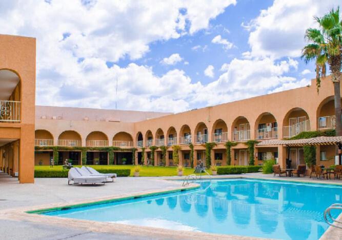 Hotel Santa Fe Camargo Extérieur photo