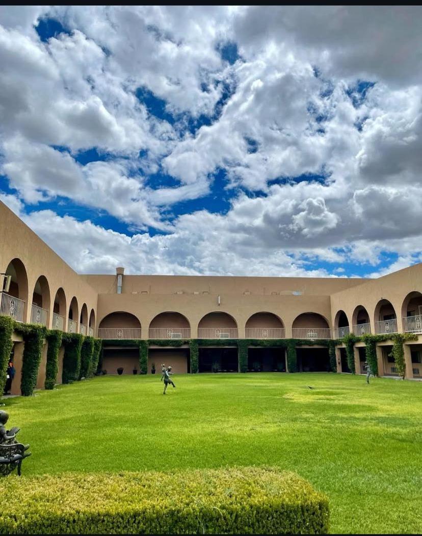 Hotel Santa Fe Camargo Extérieur photo